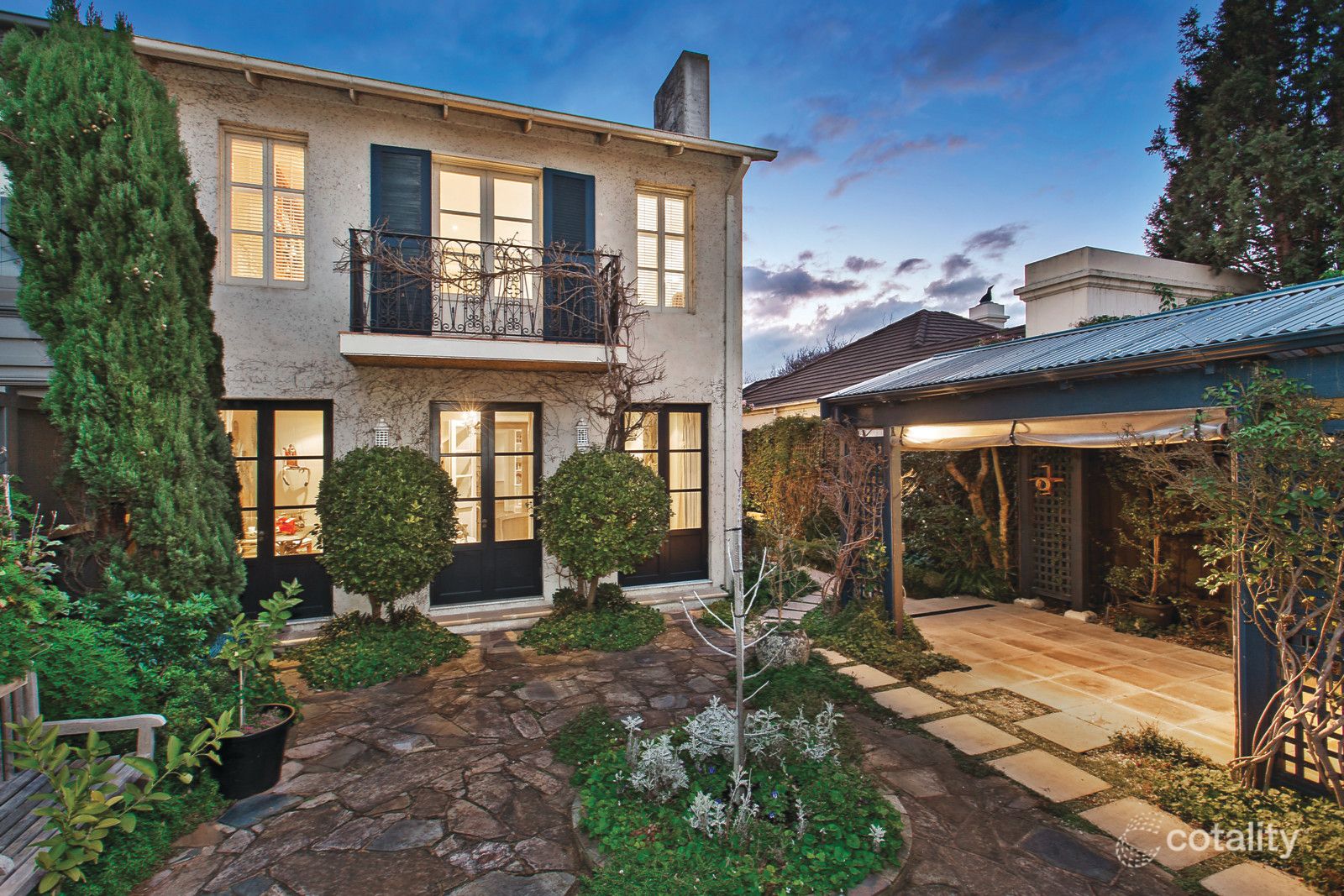 16 Cole Ct, Toorak, VIC 3142