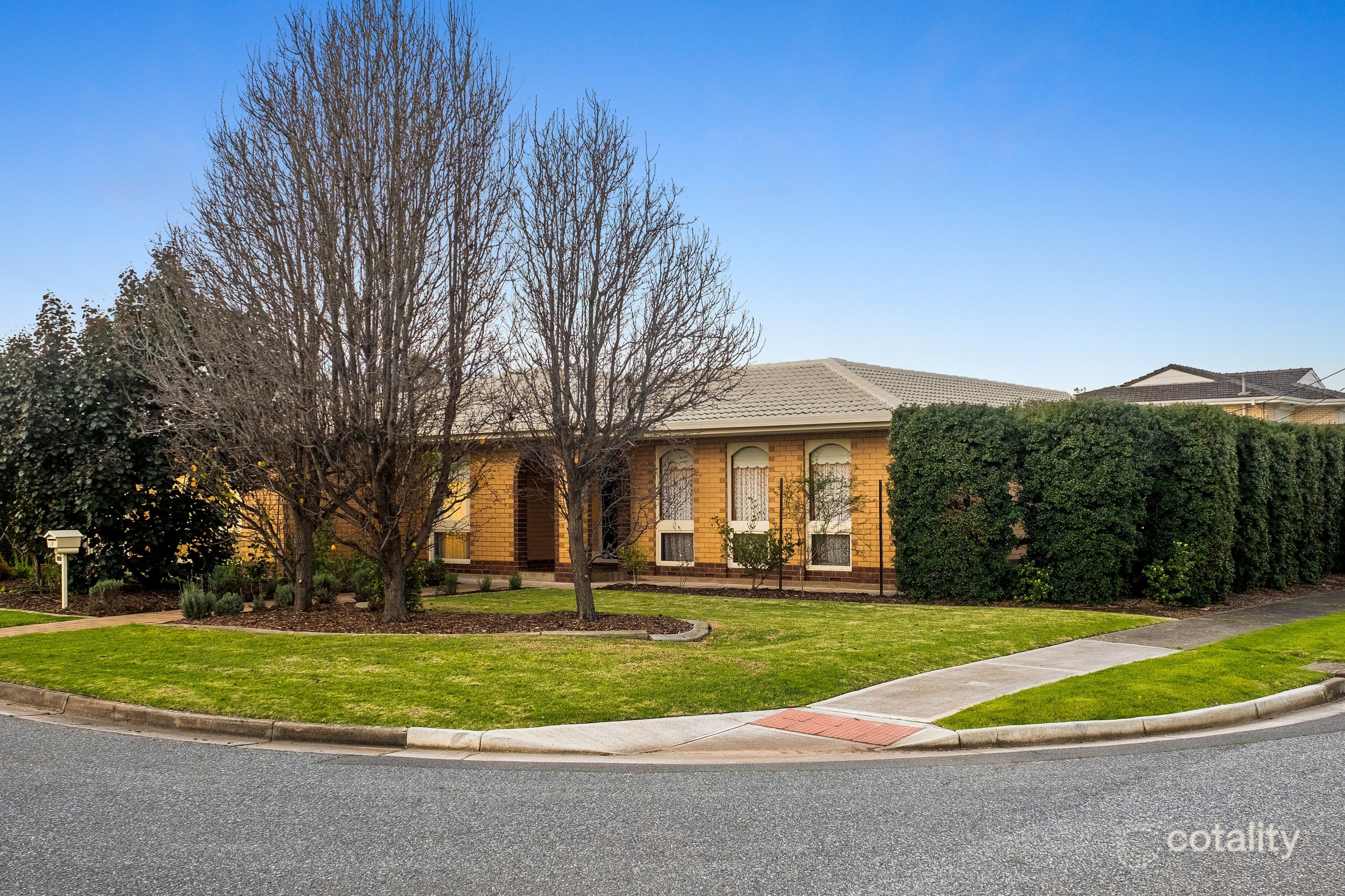 2 Sandra Ct, Fulham Gardens, SA 5024