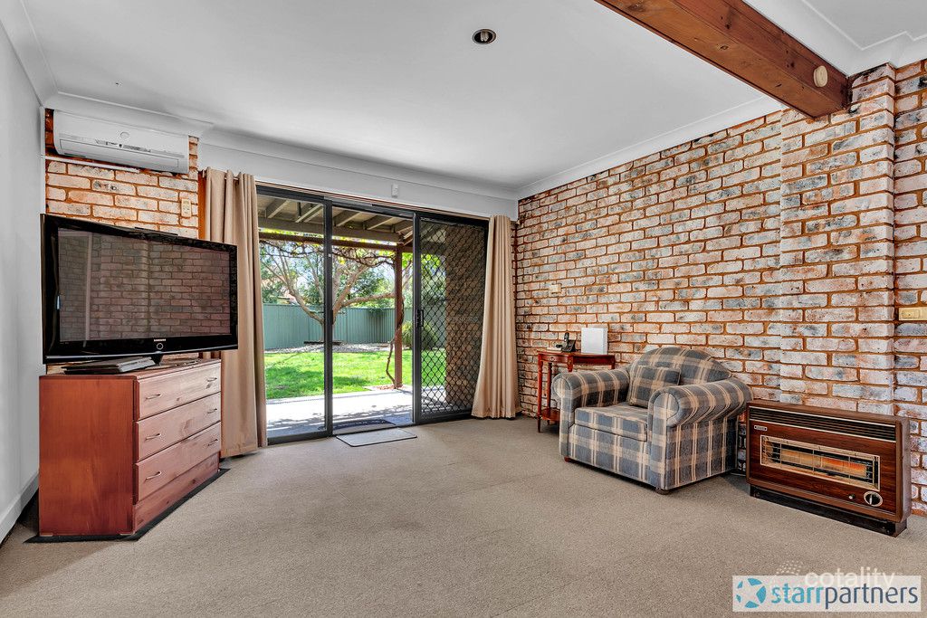 5 Erringhi Pl, Mcgraths Hill, NSW 2756