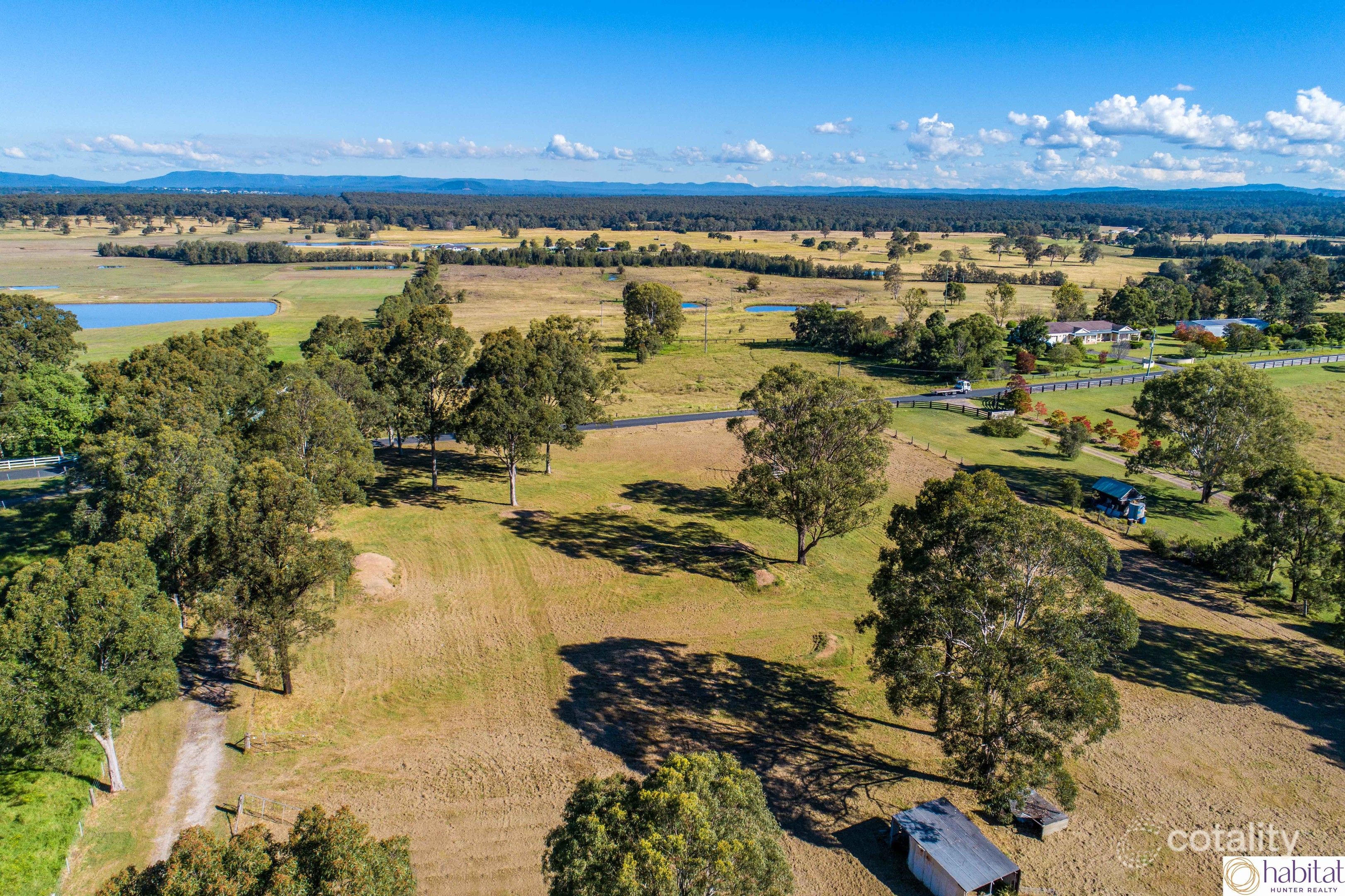 105 Ravensfield Lane, Bishops Bridge, NSW 2326