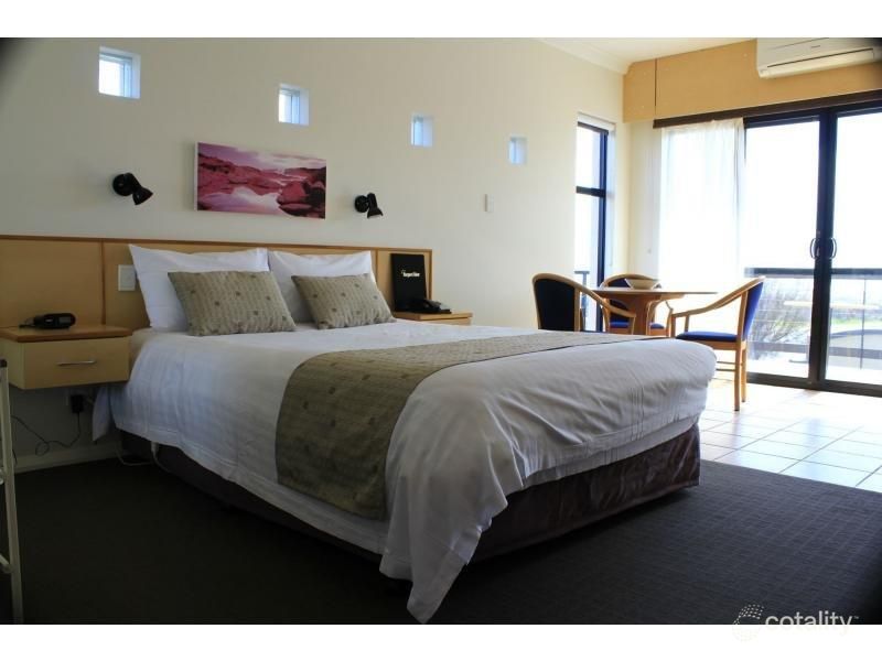 1/1 Resort Pl, Gnarabup, WA 6285