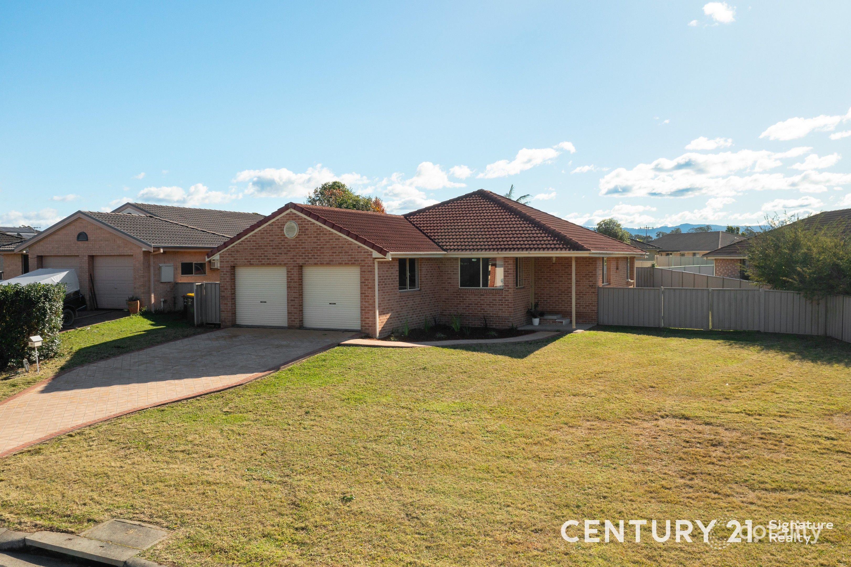 53 St James Cres, Worrigee, NSW 2540