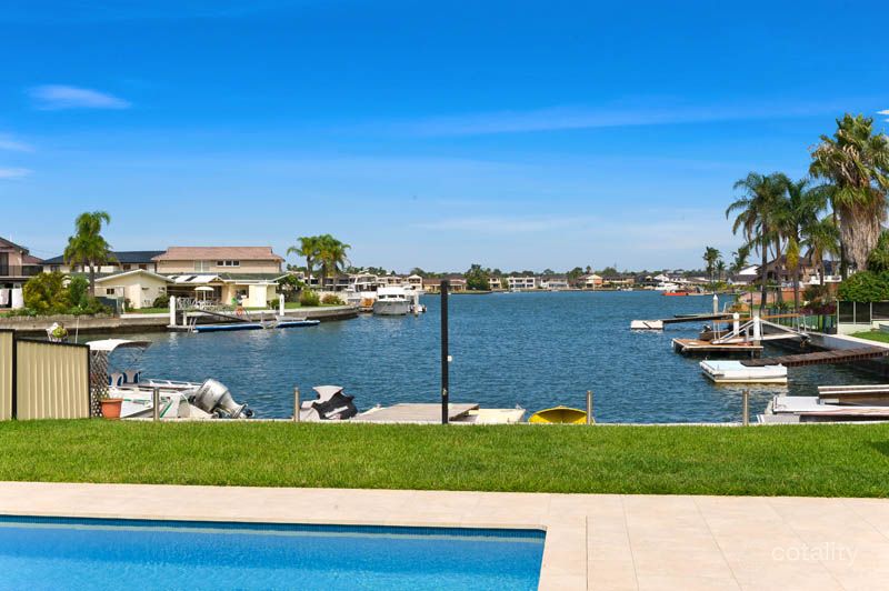 110 Belgrave Esp, Sylvania Waters, NSW 2224