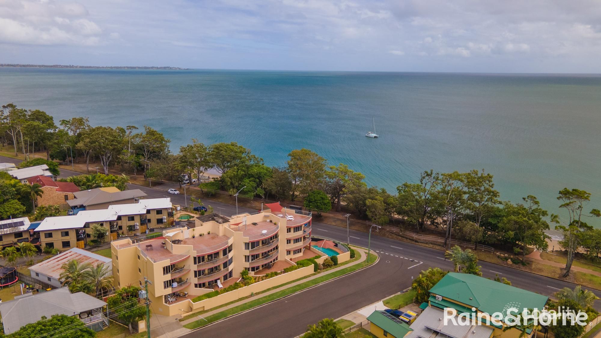7/496 Esplanade, Torquay, QLD 4655