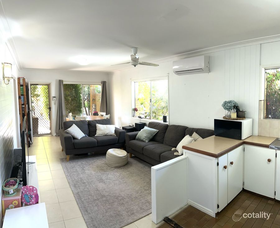 54 Abalone Ave, Paradise Point, QLD 4216