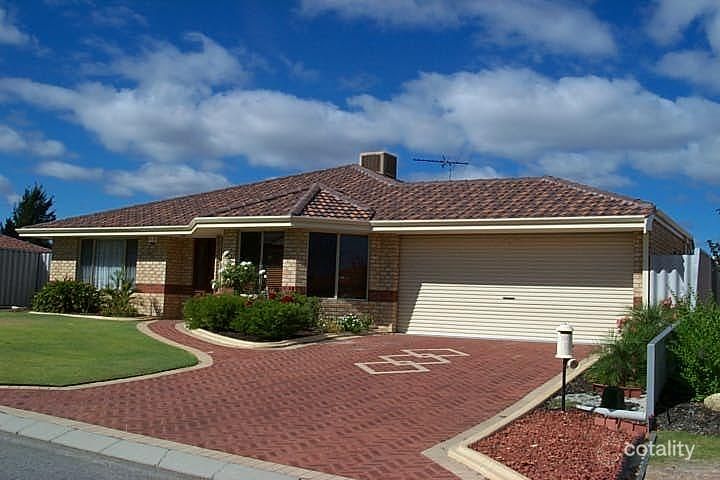 31 Aylesbury Cl, Jandakot, WA 6164