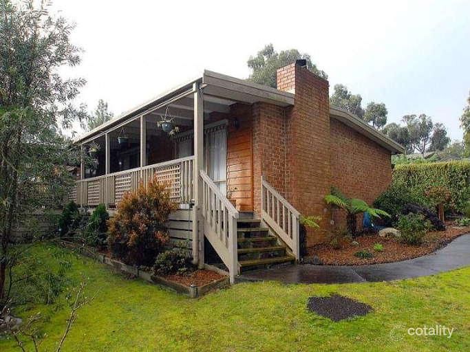 37 Bartley Rd, Belgrave Heights, VIC 3160