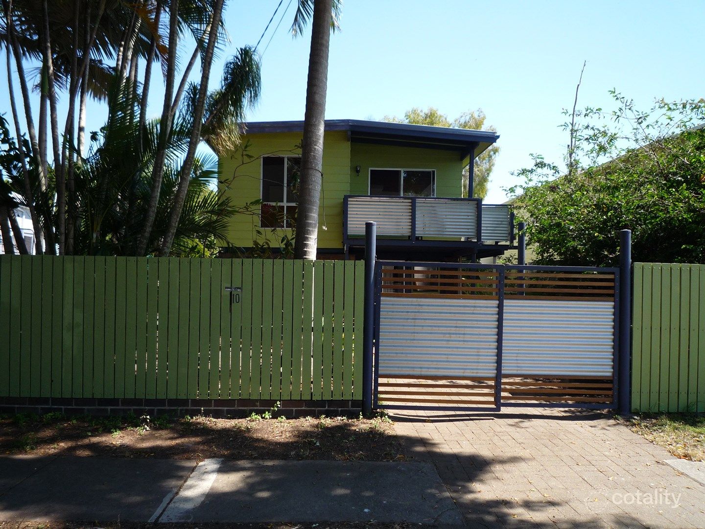 10 Kate St, Shorncliffe, QLD 4017