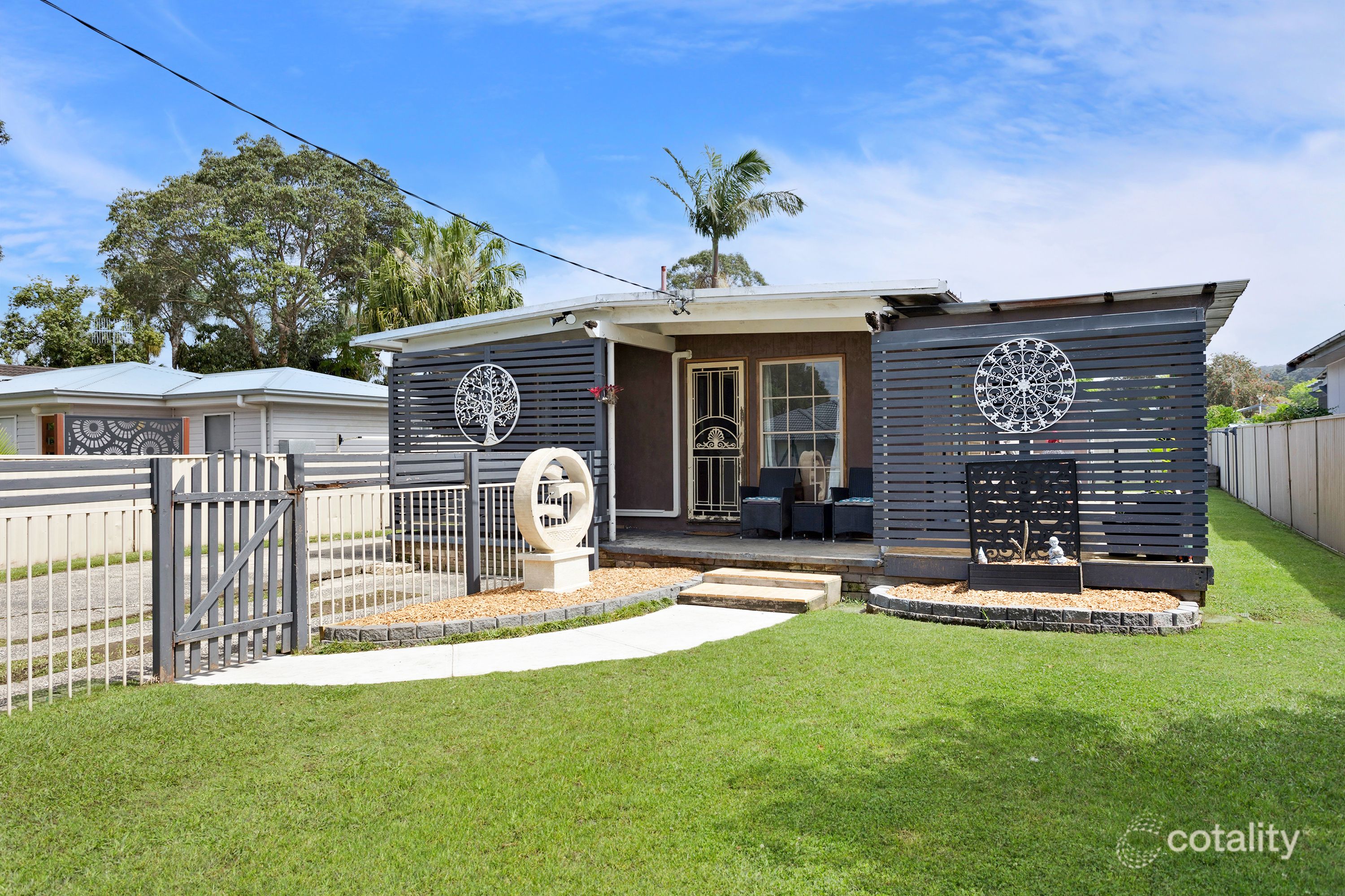 38 Laguna Pde, Berkeley Vale, NSW 2261