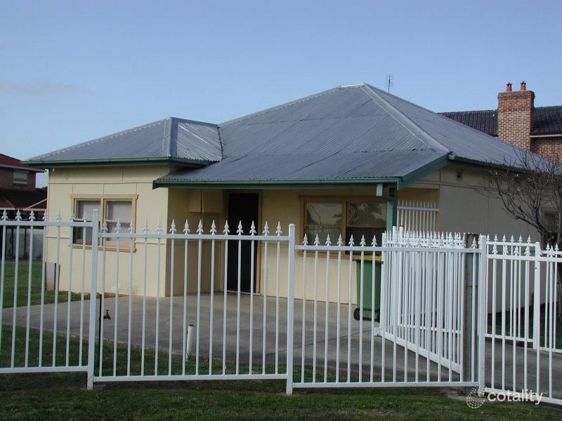 340 Edensor Rd, Edensor Park, NSW 2176