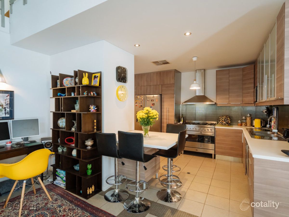 18 Tully Rd, East Perth, WA 6004