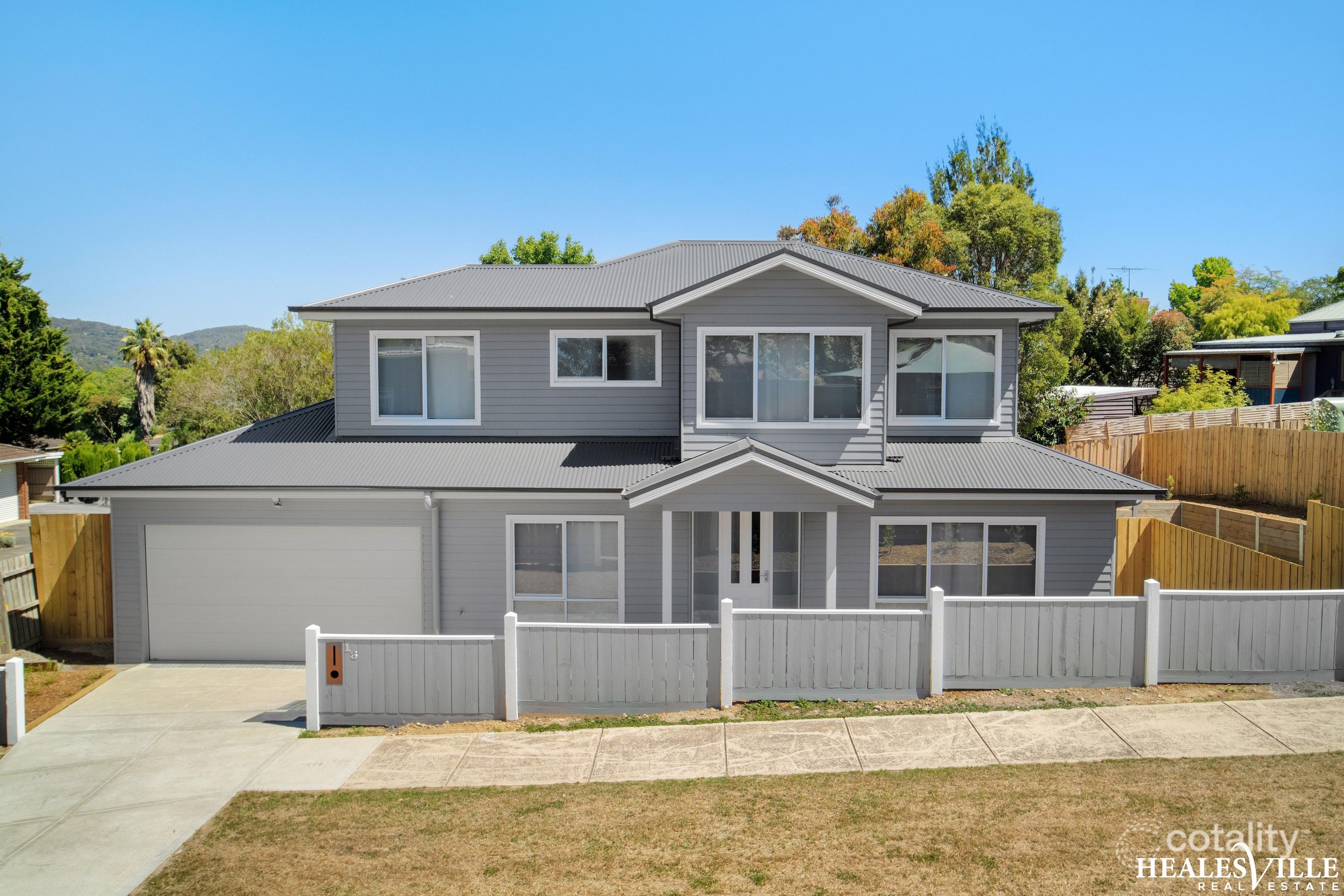 13 Haig Ave, Healesville, VIC 3777