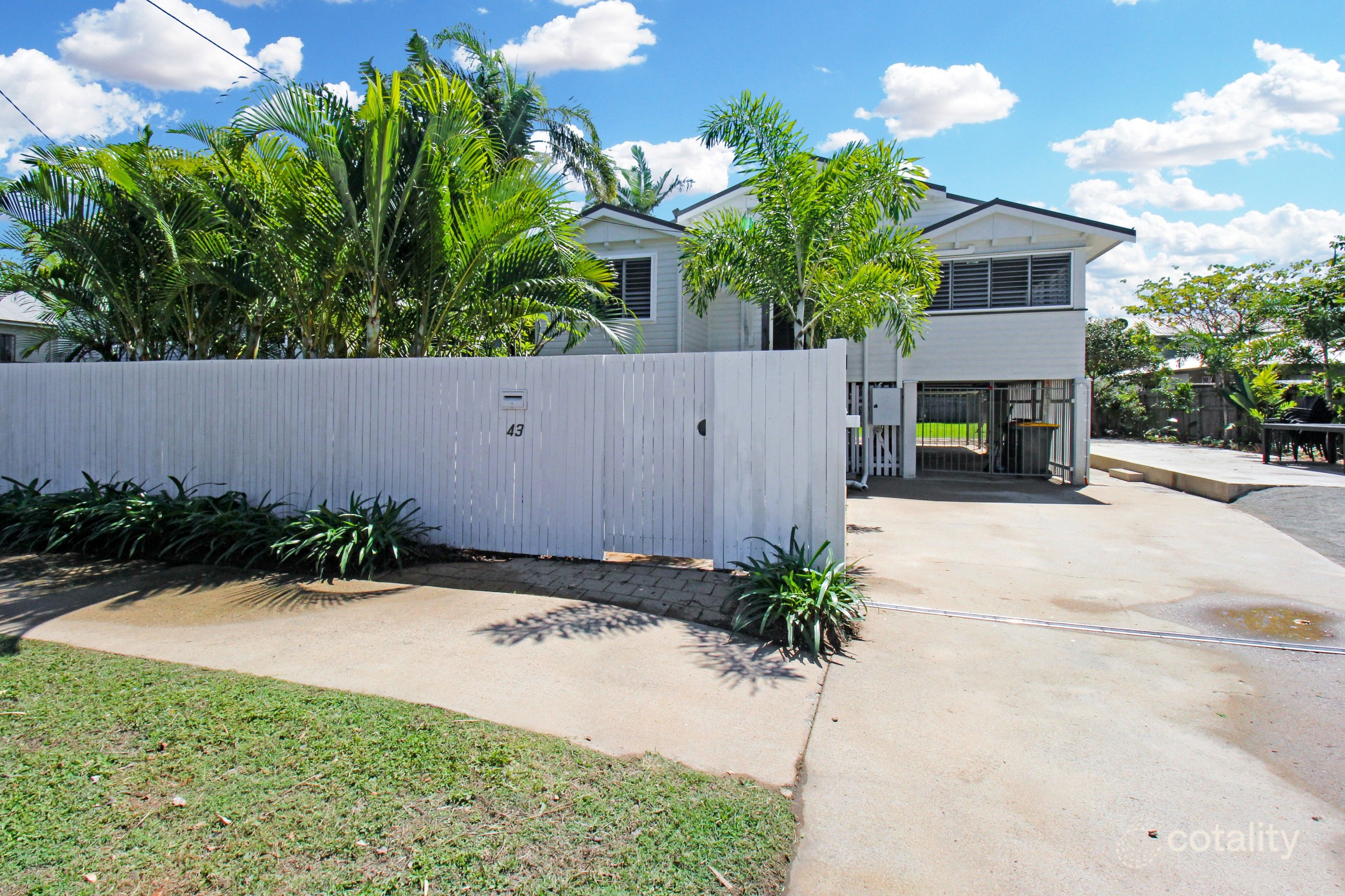 43 Palmerston St, Currajong, QLD 4812