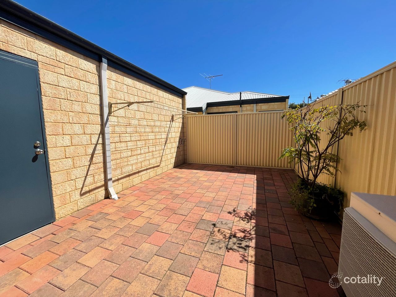 131c Kent St, Rockingham, WA 6168