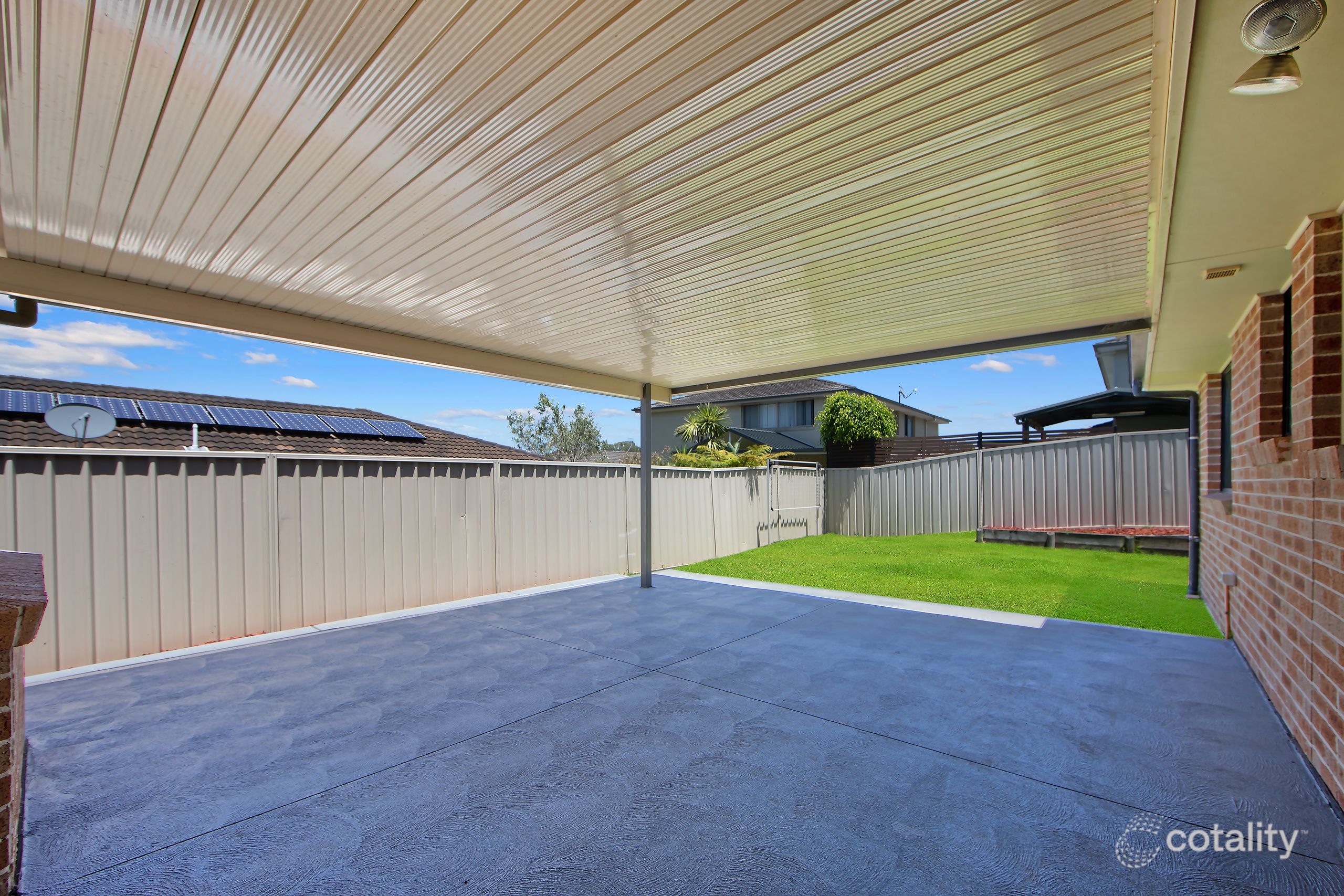 12 Yarra Pl, Wadalba, NSW 2259