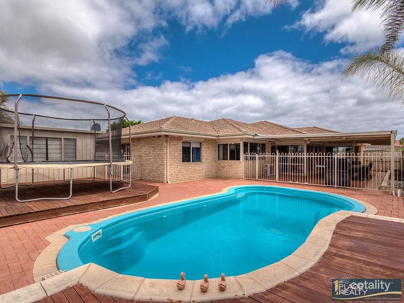 2 Tropea Pl, Secret Harbour, WA 6173