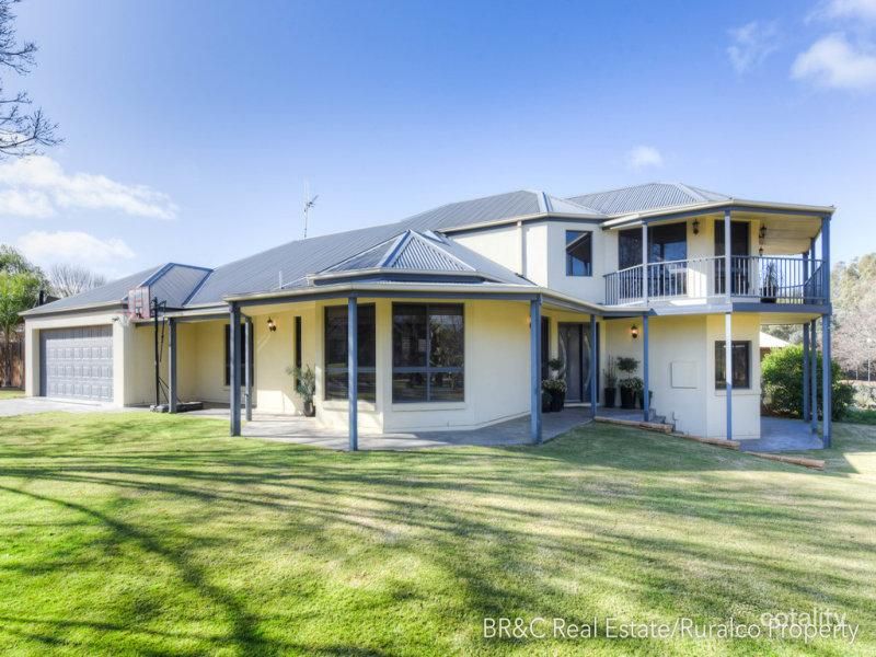 8 Goldfinch Ct, Murray Downs, NSW 2734