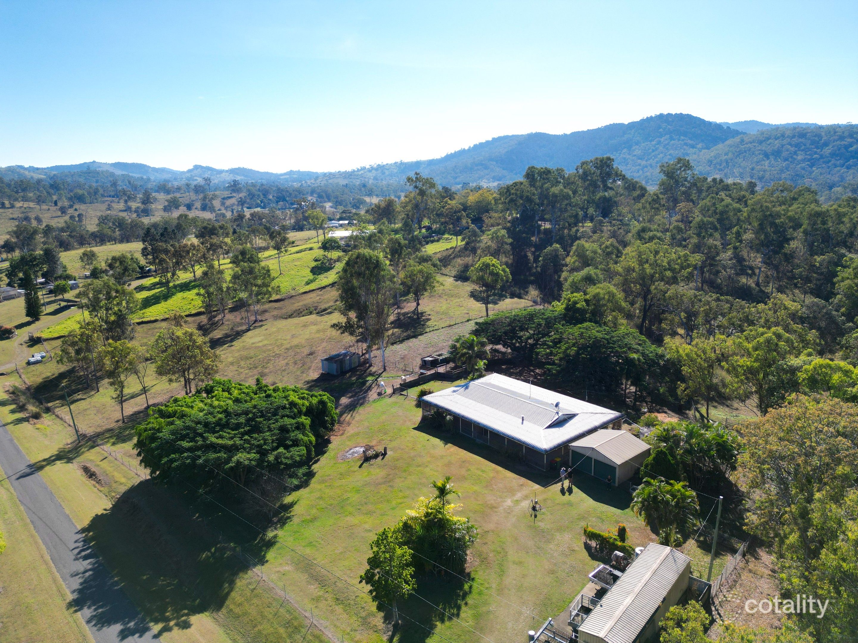 35 Lawrie Rd, Sarina Range, QLD 4737