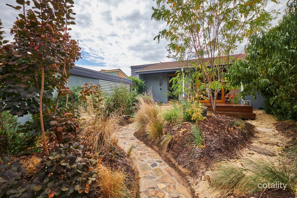 5 Rumker Pl, Charnwood, ACT 2615