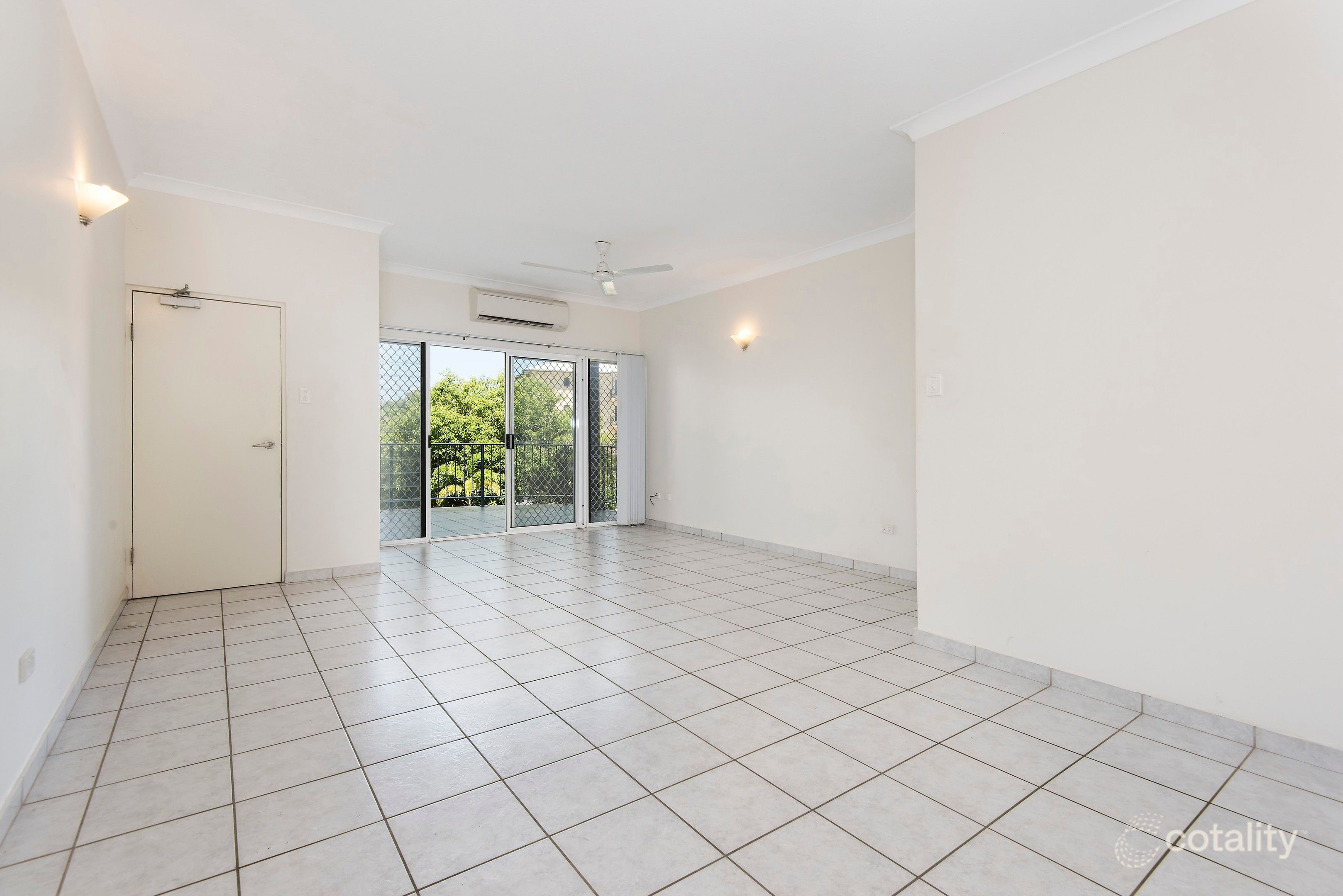 8/5 Manila Pl, Woolner, NT 0820