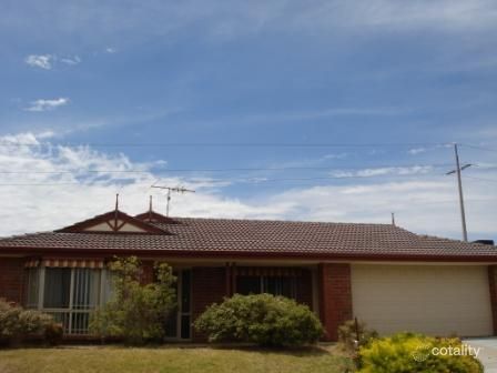 15 Landseer Pl, Hillbank, SA 5112