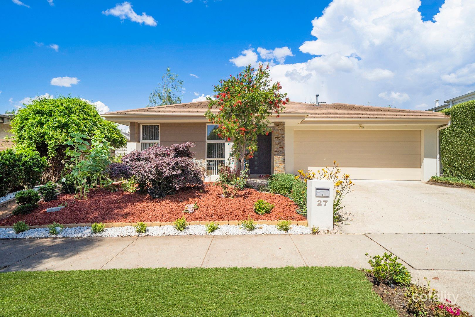 27 Drooka Cres, Crace, ACT 2911