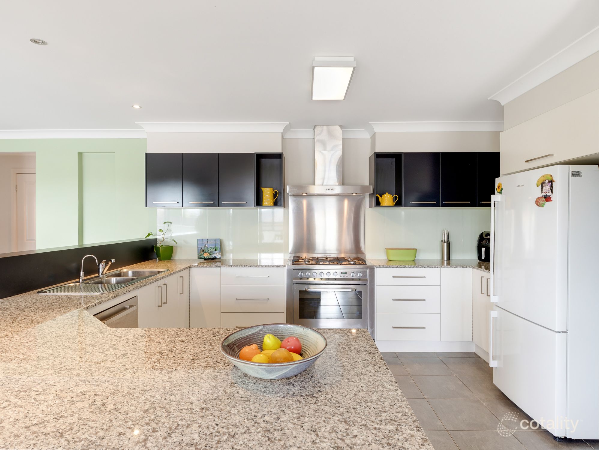 15 Treecreeper St, Thurgoona, NSW 2640