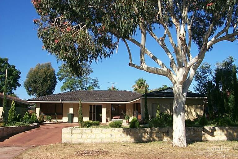 25 Dalwood Ct, Hamersley, WA 6022