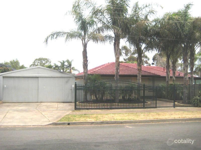 2 Birch Gr, Parafield Gardens, SA 5107