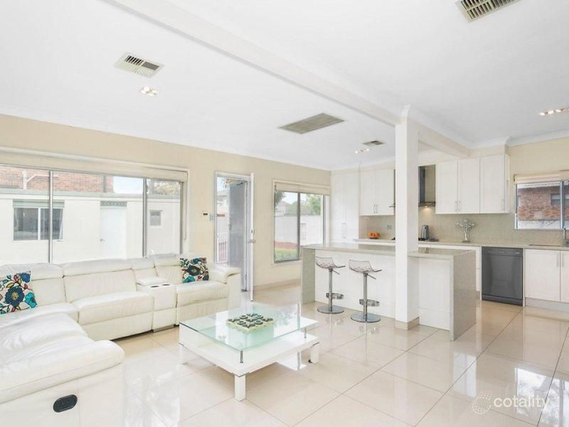 14 The Esplanade, South Hurstville, NSW 2221