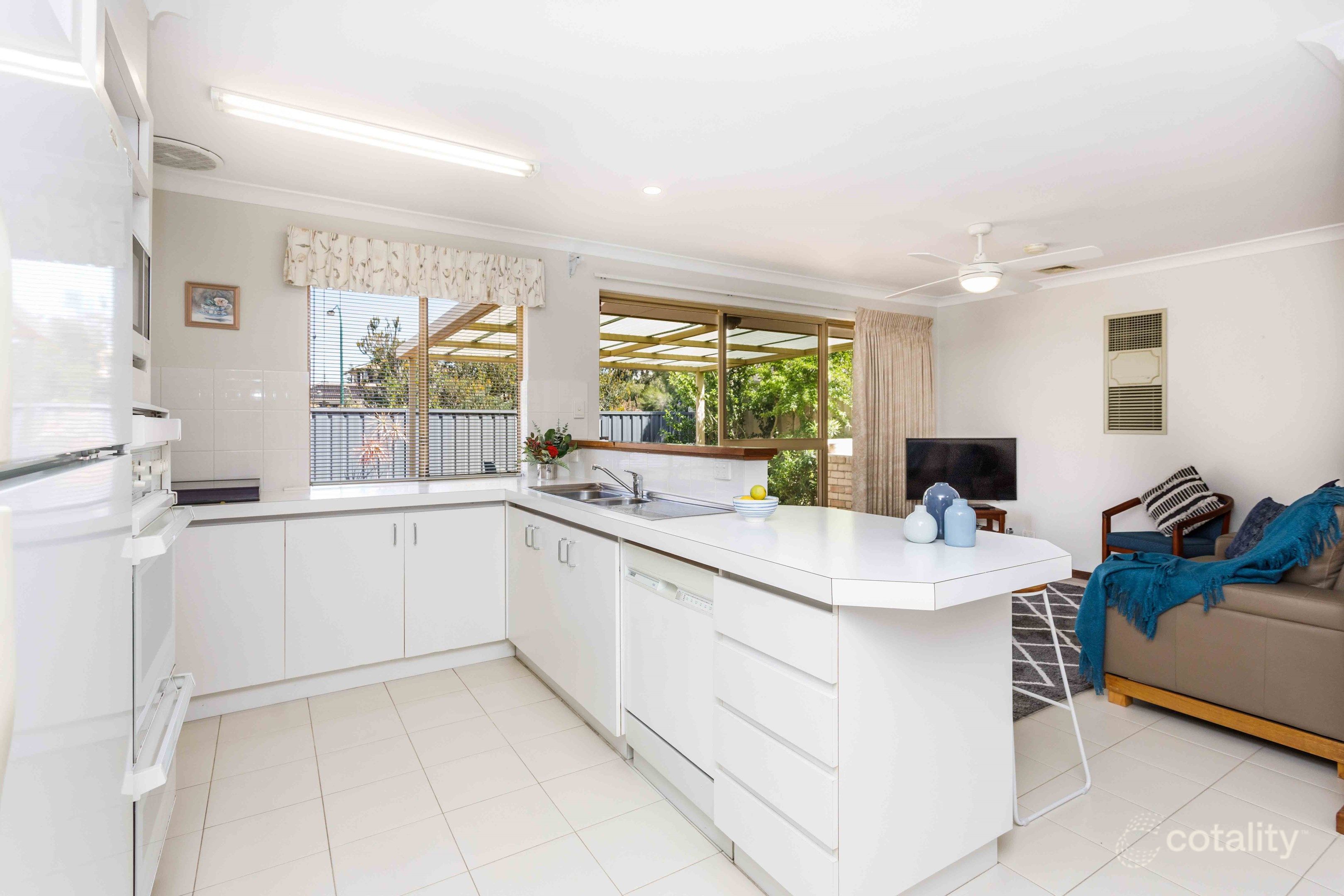 6/1 Kilpa Ct, City Beach, WA 6015