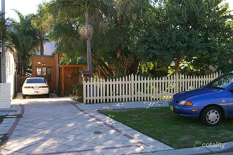 42 Jenkin St, South Fremantle, WA 6162