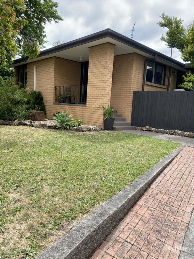 32 Maple Cres, Churchill, VIC 3842