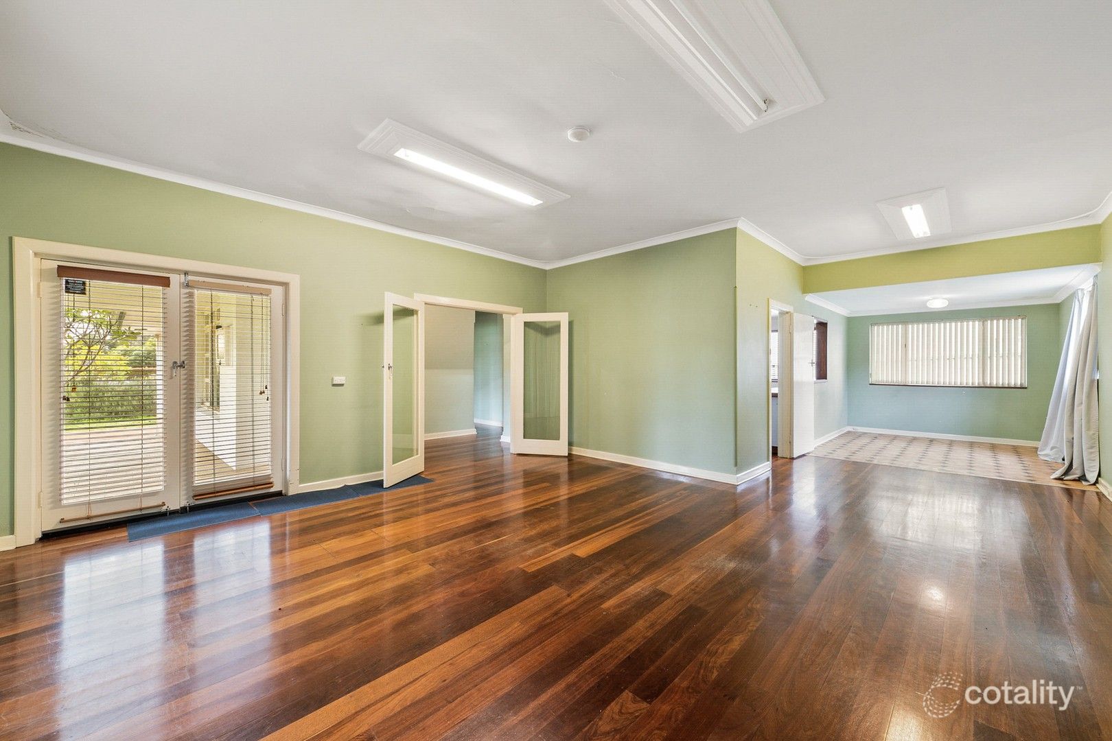17 Peebles Rd, Floreat, WA 6014