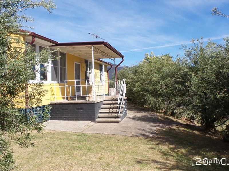 6 Fairway Ave, Mount Beauty, VIC 3699