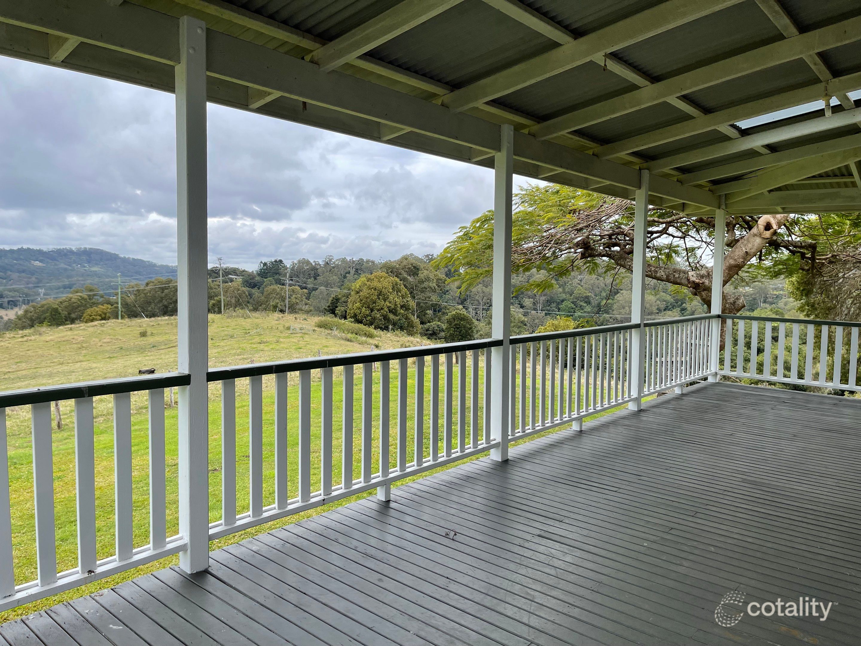 725 Hunchy Rd, Hunchy, QLD 4555