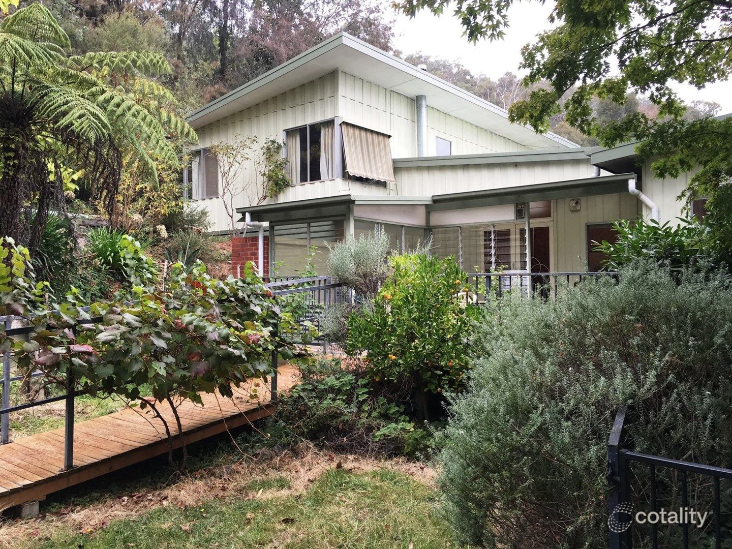 417 Buffalo River Rd, Buffalo River, VIC 3737