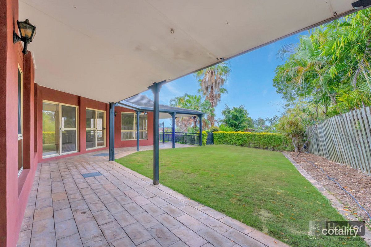 9 Benalla Ct, Parkwood, QLD 4214