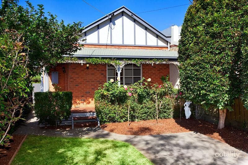 32 Orrong Rd, Elsternwick, VIC 3185