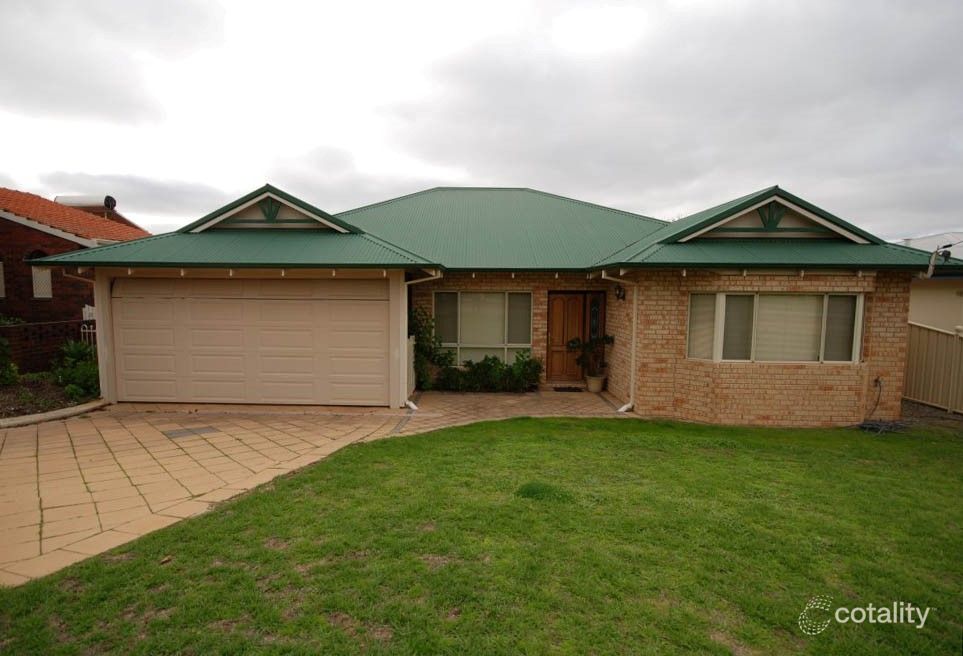 14 Hough St, Narrogin, WA 6312