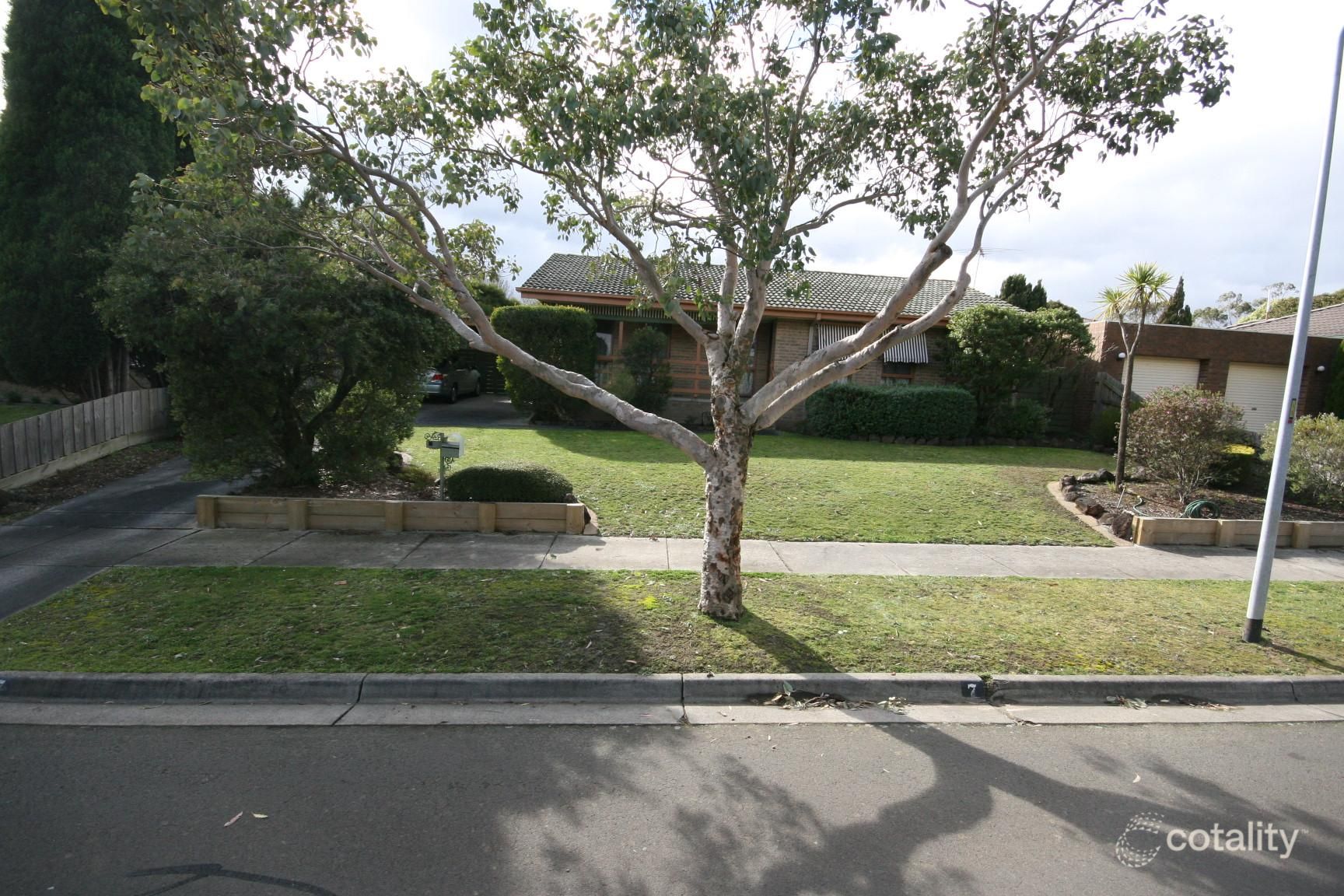 7 Waterman Dr, Wantirna, VIC 3152