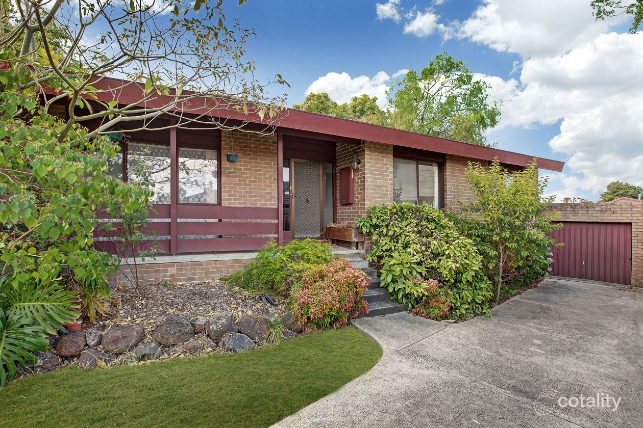 1 Nestan Dr, Ringwood, VIC 3134