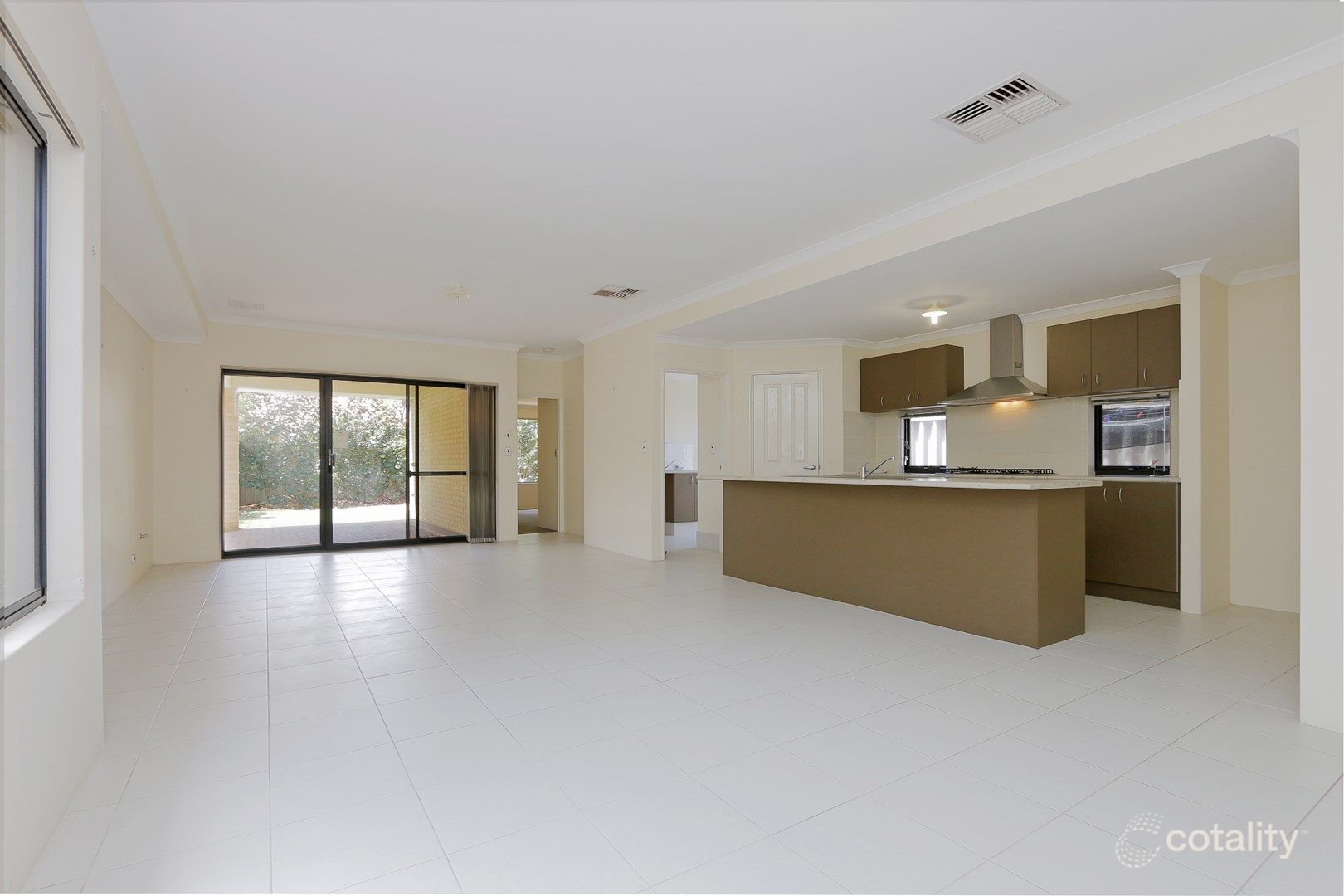 20 Thurlow Ave, Yokine, WA 6060