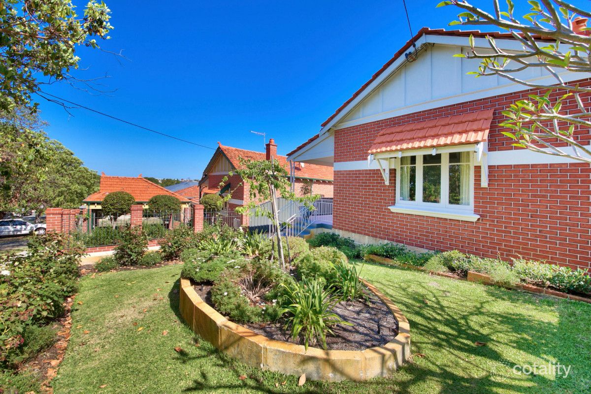16 Elizabeth St, North Perth, WA 6006
