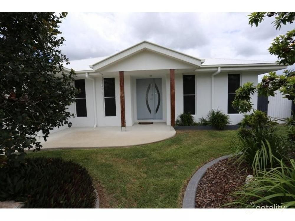 4 Habitat Cct, Cooloola Cove, QLD 4580