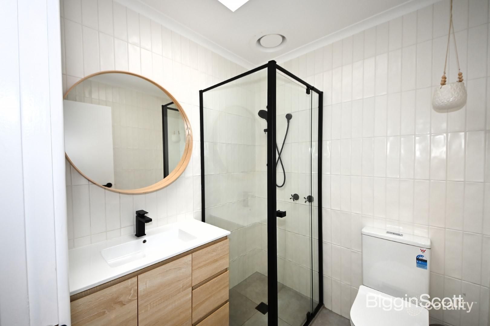 16 Charles Green Ave, Endeavour Hills, VIC 3802