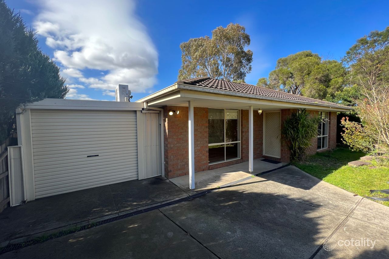 16 Redwood Ave, Hampton Park, VIC 3976