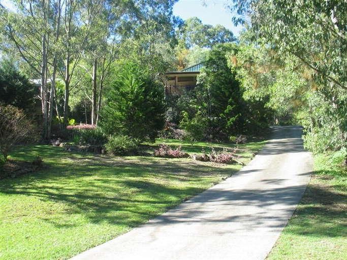 26 Stonehaven Pl, Highland Park, QLD 4211