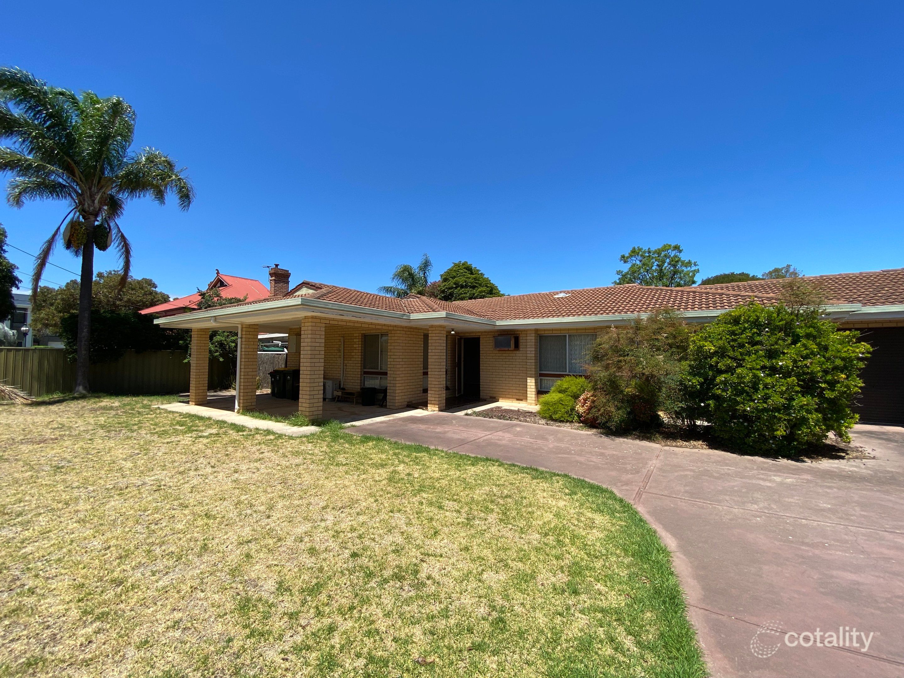 1/115 Dunrobin Rd, Warradale, SA 5046