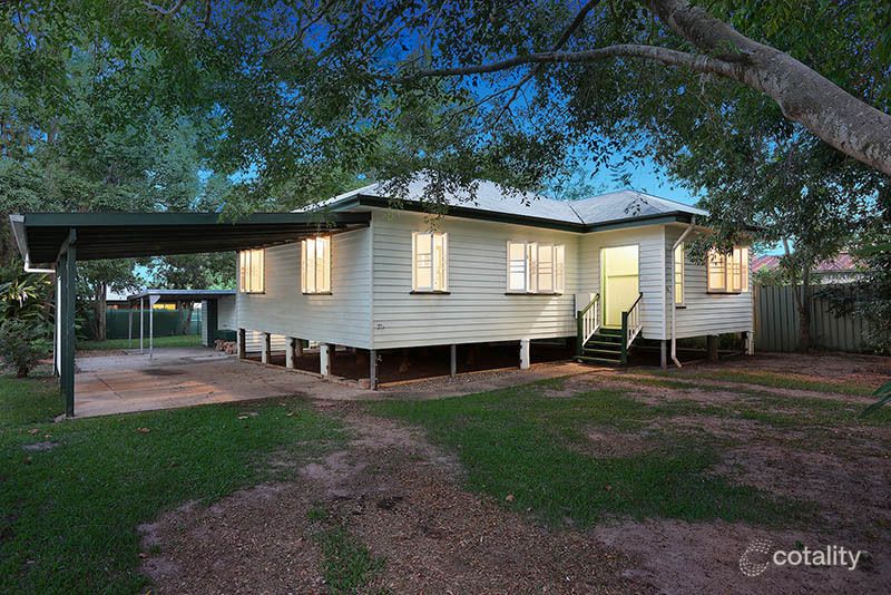 65 Beerwah Pde, Beerwah, QLD 4519